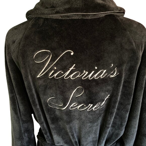 Victoria's Secret‎ Black Plush Robe, Size XL, Fleece Cozy Belt Logo Pockets NEW - Picture 4 of 11